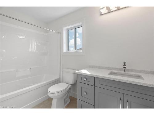 167 Greene Street, Exeter, ON - Indoor Photo Showing Bathroom