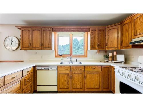 7333 Line 34 Road, St. Columban, ON - Indoor Photo Showing Kitchen With Double Sink