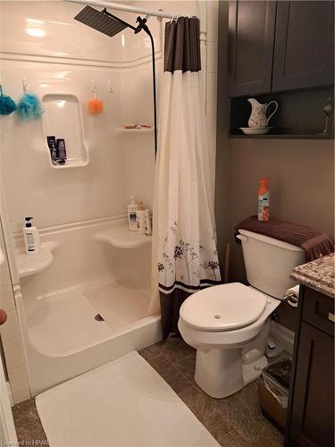 97 Redford Drive, Exeter, ON - Indoor Photo Showing Bathroom