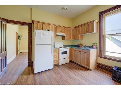 28 Wilson St Street, Seaforth, ON - Indoor Photo Showing Kitchen