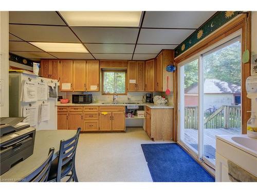 28 Wilson St Street, Seaforth, ON - Indoor Photo Showing Kitchen