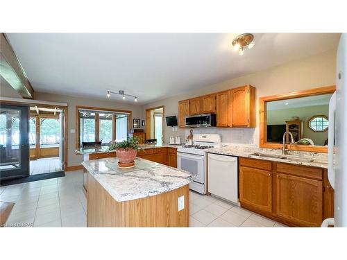 74397 Cardinal Court, Bluewater, ON - Indoor Photo Showing Kitchen With Double Sink