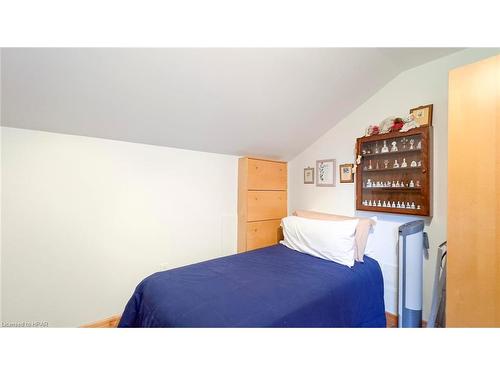 74397 Cardinal Court, Bluewater, ON - Indoor Photo Showing Bedroom