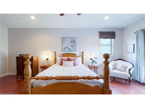 6055 Fischer Road, Mitchell, ON - Indoor Photo Showing Bedroom