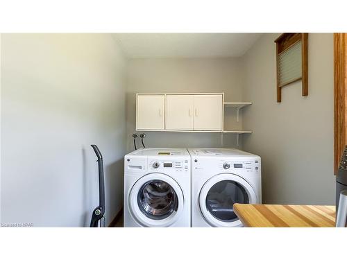 8 Blake Street, Ripley, ON - Indoor Photo Showing Laundry Room