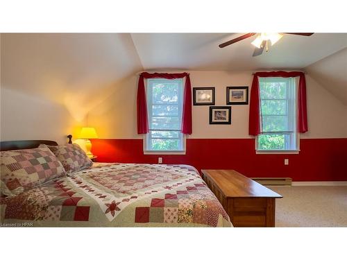 8 Blake Street, Ripley, ON - Indoor Photo Showing Bedroom