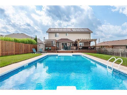 55 Stoneridge Boulevard, St. Marys, ON - Outdoor With In Ground Pool With Deck Patio Veranda With Backyard