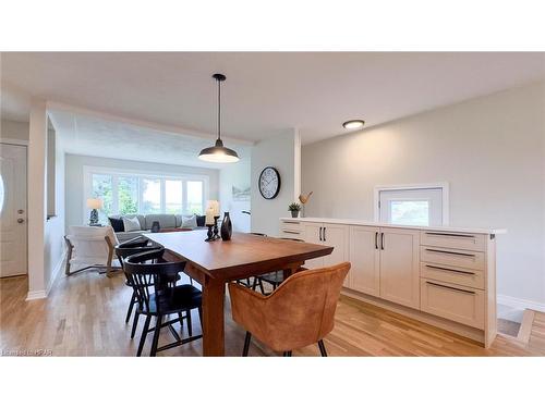 3813 Road 160, Mitchell, ON - Indoor Photo Showing Dining Room