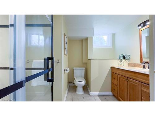 3813 Road 160, Mitchell, ON - Indoor Photo Showing Bathroom