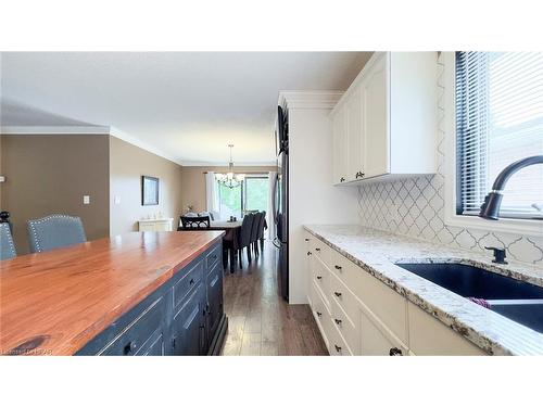 87 Napier Street, Mitchell, ON - Indoor Photo Showing Kitchen With Double Sink