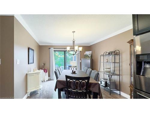 87 Napier Street, Mitchell, ON - Indoor Photo Showing Dining Room