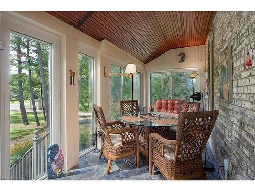 1511 Gainsborough Road, Middlesex Centre, ON -  Photo Showing Dining Room