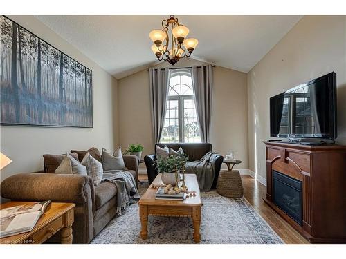 37 Oliver Crescent, Thamesford, ON - Indoor Photo Showing Living Room With Fireplace