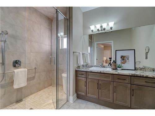 37 Oliver Crescent, Thamesford, ON - Indoor Photo Showing Bathroom