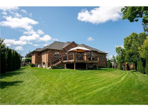 37 Oliver Crescent, Thamesford, ON - Outdoor With Deck Patio Veranda With Backyard