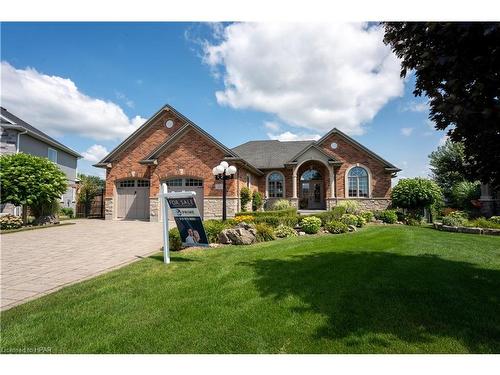 37 Oliver Crescent, Thamesford, ON - Outdoor With Facade