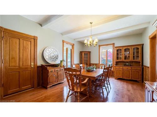 123 Elgin Avenue W, Goderich, ON - Indoor Photo Showing Dining Room