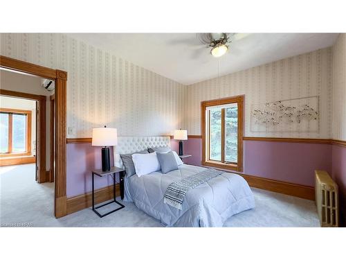 123 Elgin Avenue W, Goderich, ON - Indoor Photo Showing Bedroom