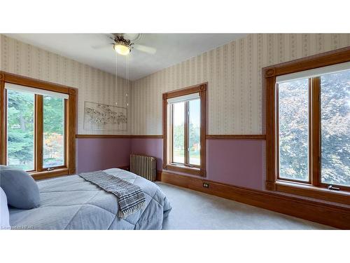 123 Elgin Avenue W, Goderich, ON - Indoor Photo Showing Bedroom