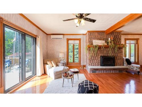 123 Elgin Avenue W, Goderich, ON - Indoor Photo Showing Living Room With Fireplace