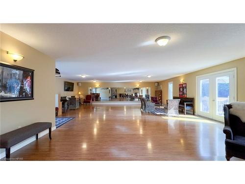 273 Hamilton Street, Blyth, ON - Indoor Photo Showing Living Room