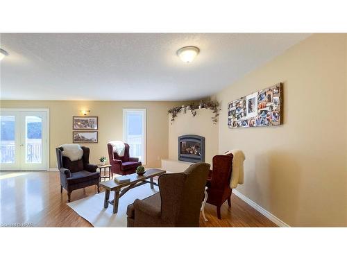 273 Hamilton Street, Blyth, ON - Indoor