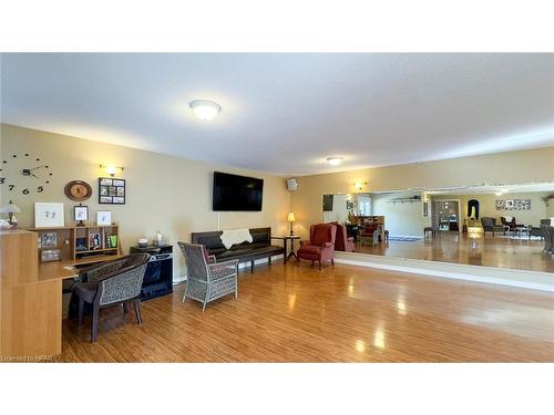 273 Hamilton Street, Blyth, ON - Indoor Photo Showing Living Room