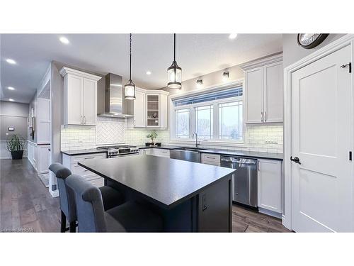 39941 Dinsley Terrace, Bluewater, ON - Indoor Photo Showing Kitchen With Double Sink With Upgraded Kitchen