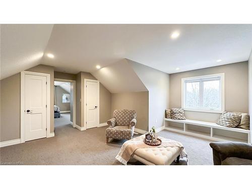 39941 Dinsley Terrace, Bluewater, ON - Indoor Photo Showing Living Room