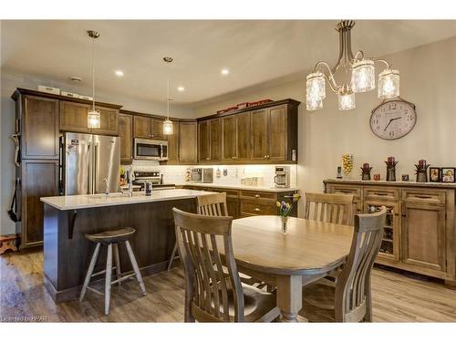 58-375 Mitchell Road South, Listowel, ON - Indoor Photo Showing Dining Room