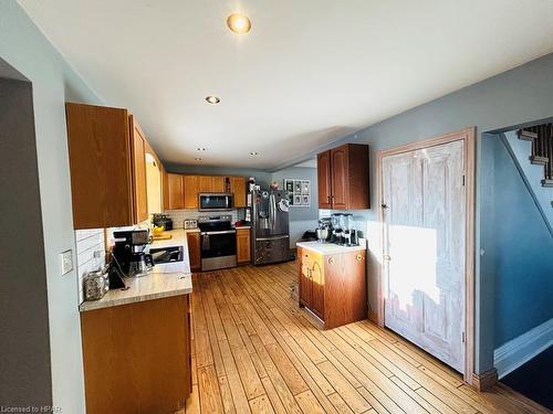 92 Victoria Street W, Wingham, ON - Indoor Photo Showing Kitchen