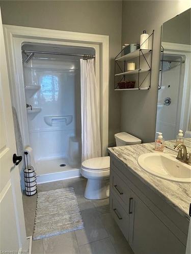 104 Ridgewood Crescent, St. Marys, ON - Indoor Photo Showing Bathroom