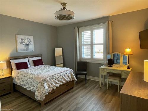 104 Ridgewood Crescent, St. Marys, ON - Indoor Photo Showing Bedroom