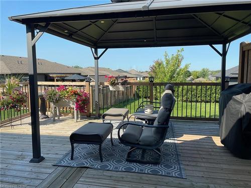 104 Ridgewood Crescent, St. Marys, ON - Outdoor With Deck Patio Veranda With Exterior