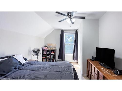 179 Bayfield Road, Goderich, ON - Indoor Photo Showing Bedroom