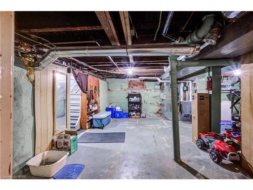 58 Broadway Street, Woodstock, ON - Indoor Photo Showing Basement