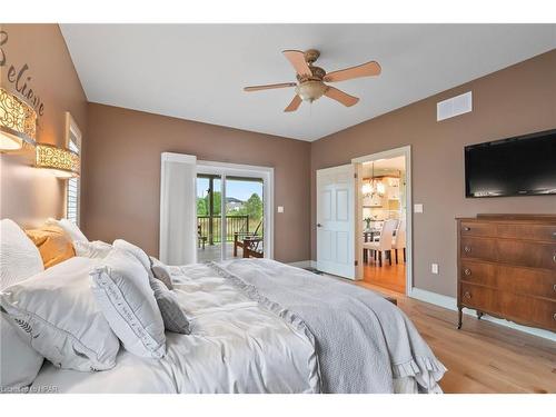 221 John Street, Harriston, ON - Indoor Photo Showing Bedroom