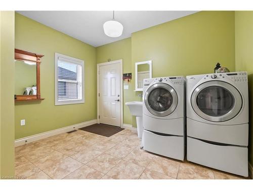 221 John Street, Harriston, ON - Indoor Photo Showing Laundry Room