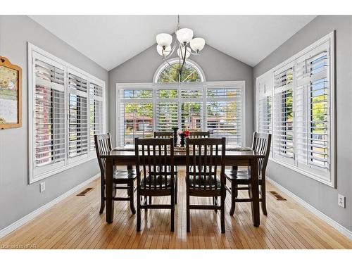 130 Mcgregor Street, Stratford, ON - Indoor Photo Showing Dining Room