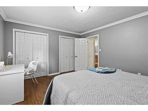 130 Mcgregor Street, Stratford, ON - Indoor Photo Showing Bedroom