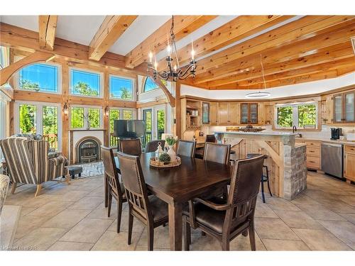 81196 Pfrimmer Road, Benmiller, ON - Indoor Photo Showing Dining Room