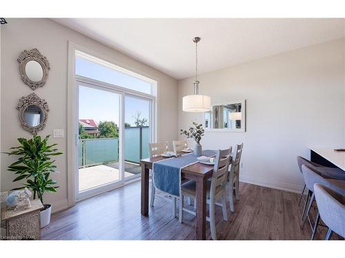 110-3025 Singleton Avenue, London, ON - Indoor Photo Showing Dining Room