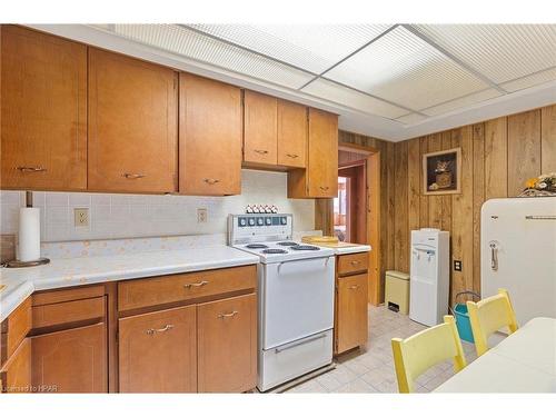 24 Huron Street, Port Albert, ON - Indoor Photo Showing Kitchen