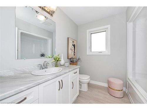 22 Blfs Vw Boulevard, Huron Haven, ON - Indoor Photo Showing Bathroom