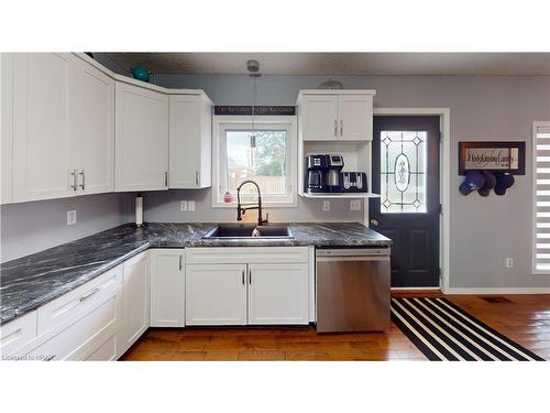 174 Charles Street, Wingham, ON - Indoor Photo Showing Kitchen With Double Sink