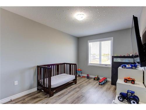 741 Hollinger Avenue, Listowel, ON - Indoor Photo Showing Bedroom