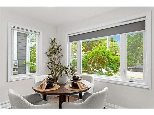 559 Chester Street, London, ON - Indoor Photo Showing Dining Room