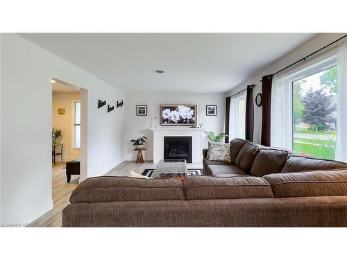 205 Blake Street W, Goderich, ON - Indoor Photo Showing Living Room With Fireplace