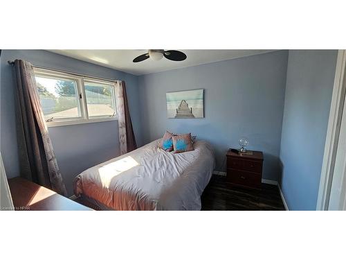 205 Blake Street W, Goderich, ON - Indoor Photo Showing Bedroom