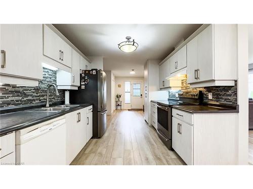 205 Blake Street W, Goderich, ON - Indoor Photo Showing Kitchen With Double Sink